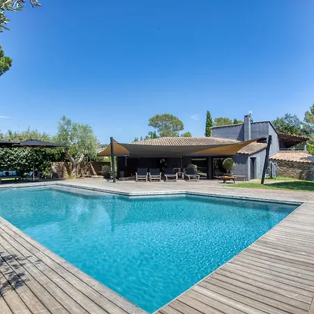 Villa Deluxe Piscine Privative 8 Couchages